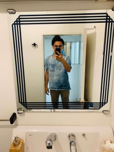 鏡　自撮り　悪い例